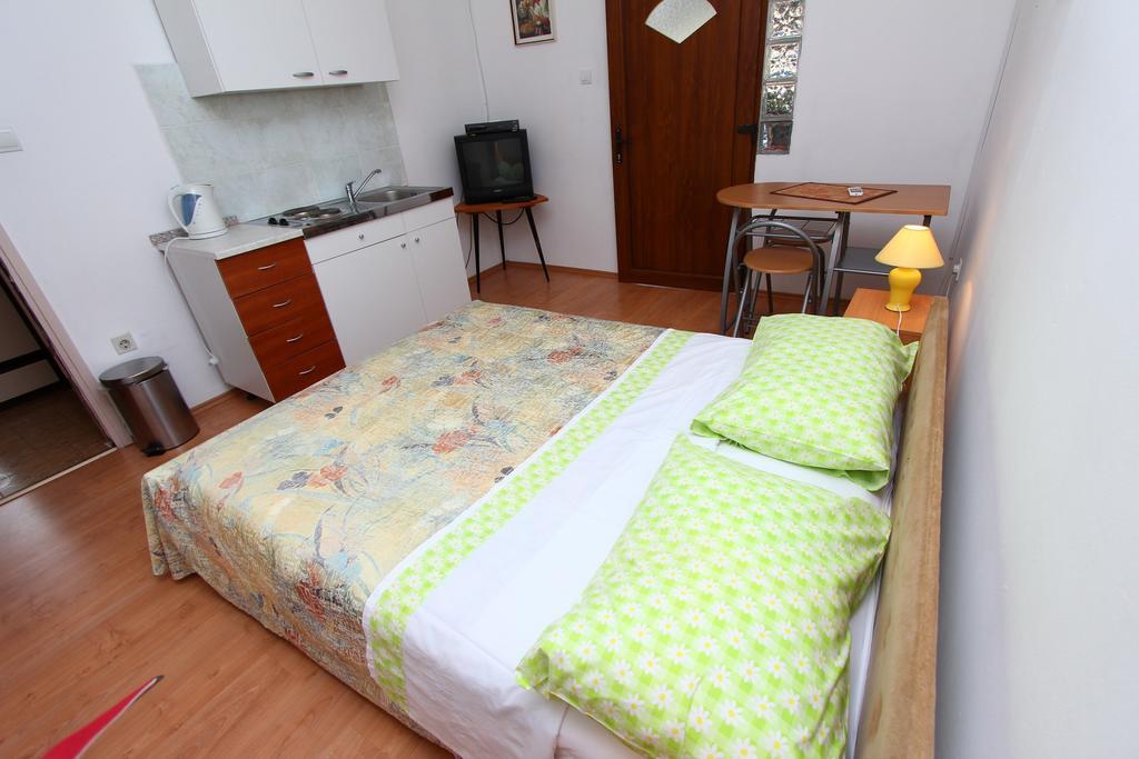 Apartments Antolovic Rovinj Phòng bức ảnh